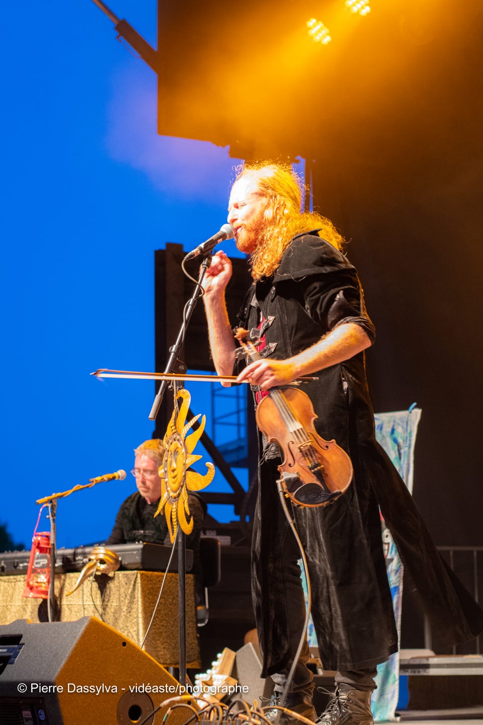 photo, photographie, artiste, spectacle,artistphtoto.ca, vidéo, scène, Fils du Diable, chanteur