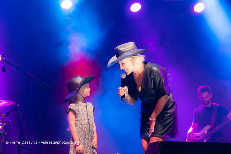 photo, photographie, artiste, spectacle,artistphtoto.ca, vidéo, scène, Guylaine Tanguay, chanteur
