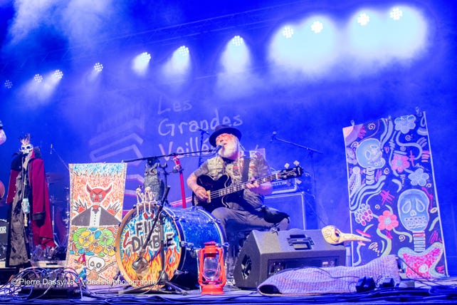 photo, photographie, artiste, spectacle,artistphtoto.ca, vidéo, scène, Fils du Diable, chanteur