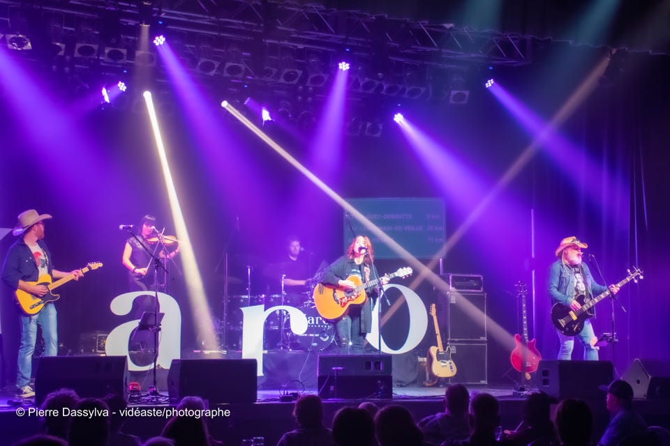 photo, photographie, artiste, spectacle,artistphtoto.ca, vidéo, scène, Karo Laurendeau, chanteur