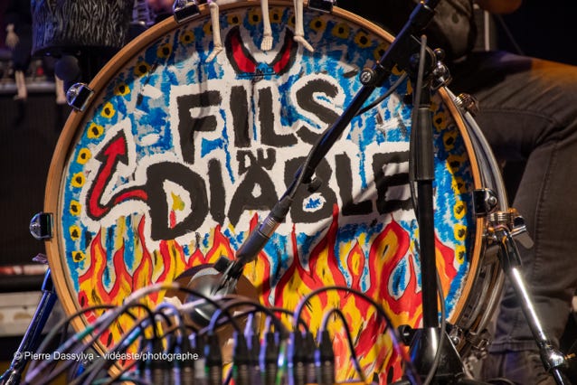 photo, photographie, artiste, spectacle,artistphtoto.ca, vidéo, scène, Fils du Diable, chanteur