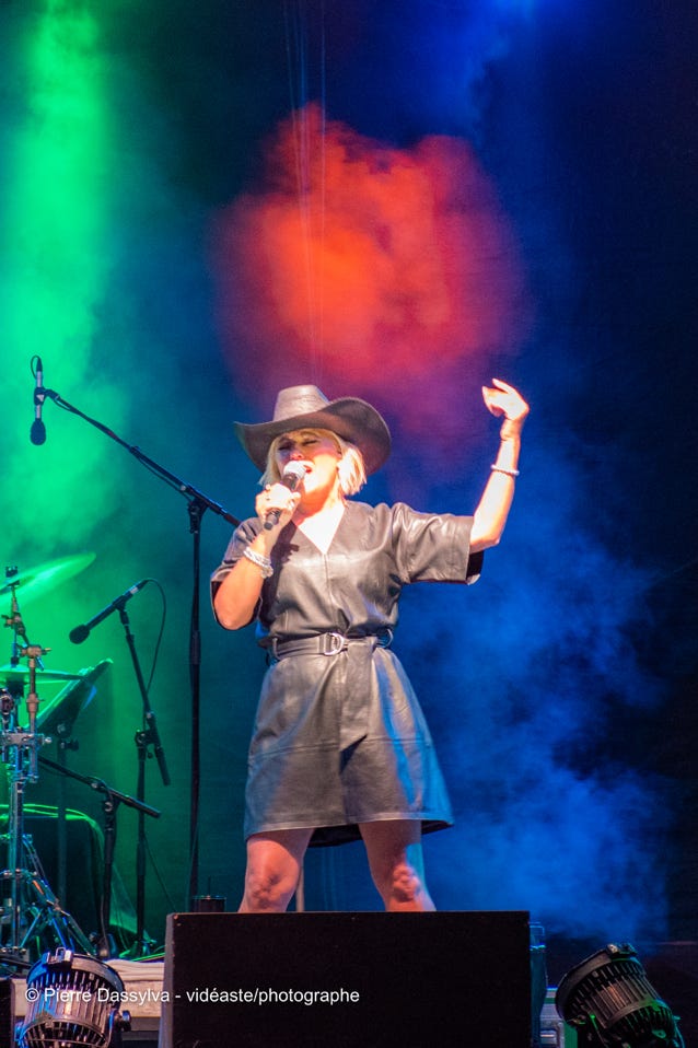 photo, photographie, artiste, spectacle,artistphtoto.ca, vidéo, scène, Guylaine Tanguay, chanteur