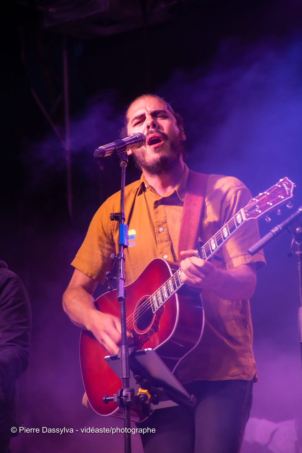 photo, photographie, artiste, spectacle,artistphtoto.ca, vidéo, scène, 2Frères, deux Frères, chanteur, groupe, musiciens, piano