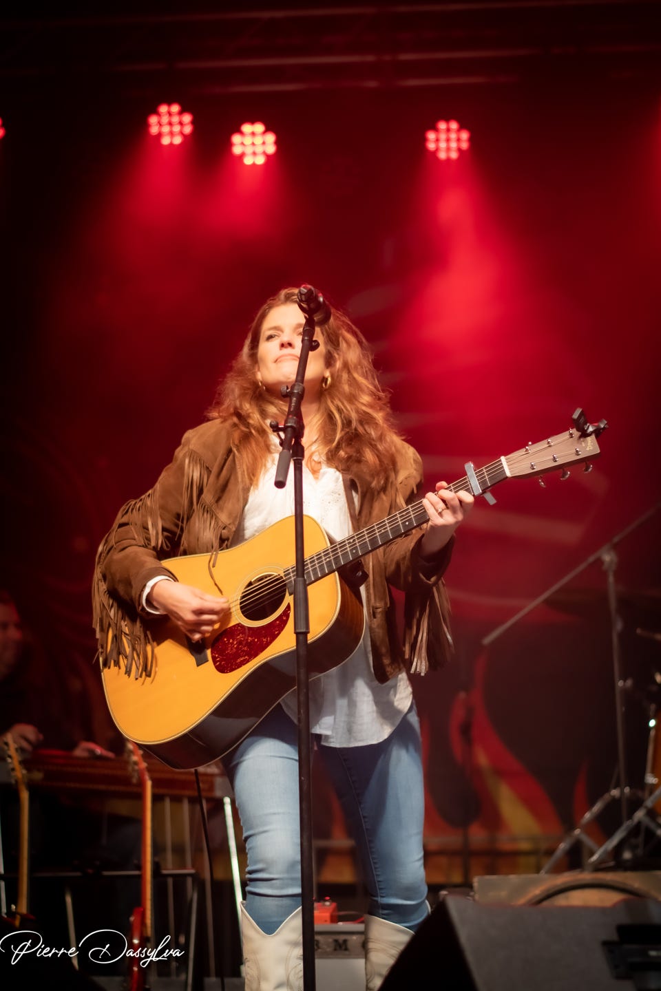 photo, photographie, artiste, spectacle,artiscène, Brittany Kennell, été 2023, chanteuse, groupe, musiciens, pianostphtoto.ca, vidéo,