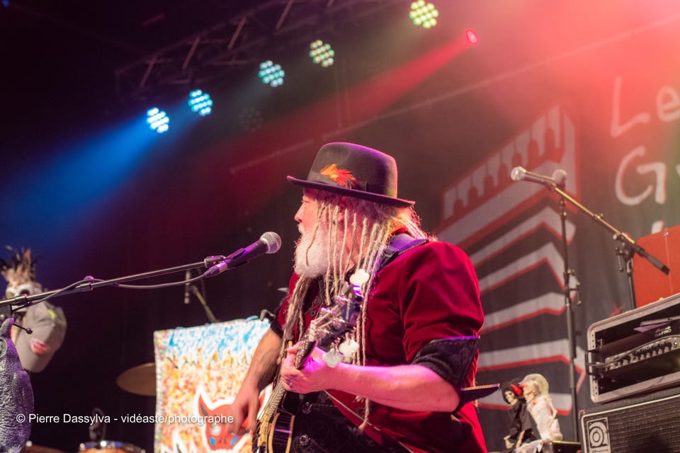 photo, photographie, artiste, spectacle,artistphtoto.ca, vidéo, scène, Fils du Diable, chanteur