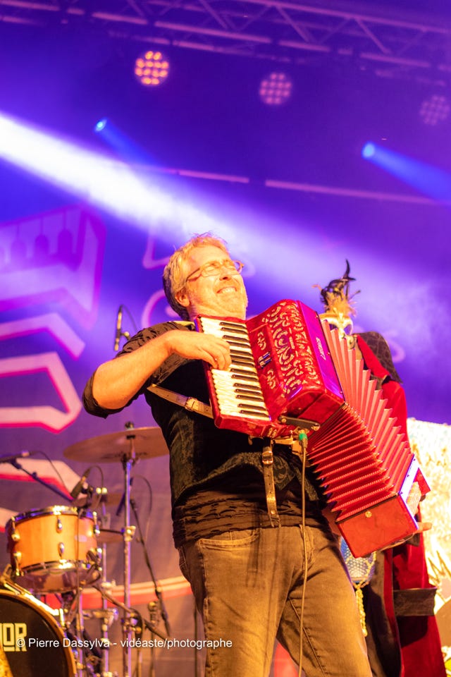 photo, photographie, artiste, spectacle,artistphtoto.ca, vidéo, scène, Fils du Diable, chanteur
