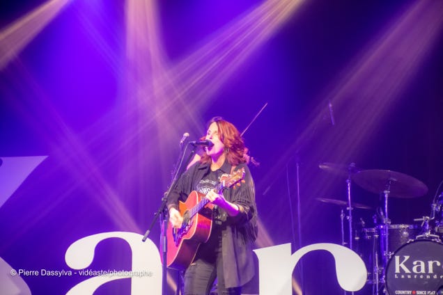 photo, photographie, artiste, spectacle,artistphtoto.ca, vidéo, scène, Karo Laurendeau, chanteur
