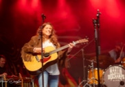 photo, photographie, artiste, spectacle,artiscène, Brittany Kennell, été 2023, chanteuse, groupe, musiciens, pianostphtoto.ca, vidéo,
